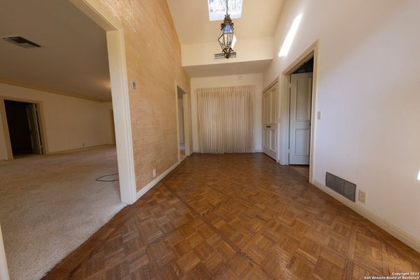 Interior, Pendant Lights, Wood Texture Flooring
