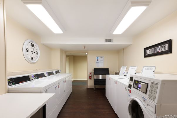 Interior, Washer, Wood Texture Flooring