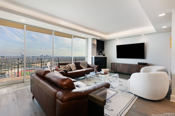 Interior, Living room, Recessed Lighting, Wood Texture Flooring