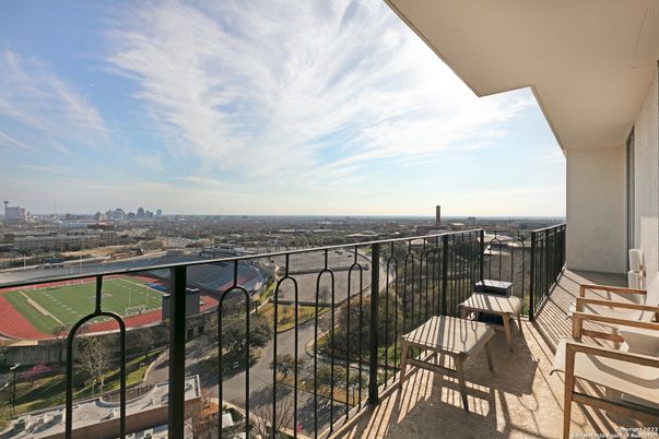 Exterior, Other, Skyline