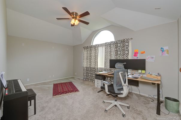 Home Office, Interior