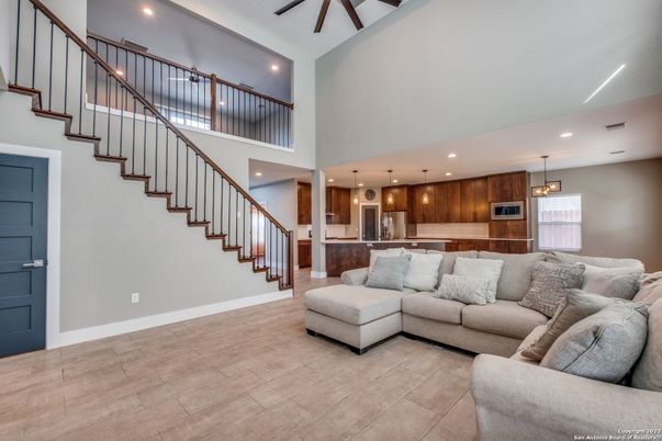 Dining room, Interior, Kitchen, Living room, Pendant Lights, Recessed Lighting, Stainless Steel Appliances