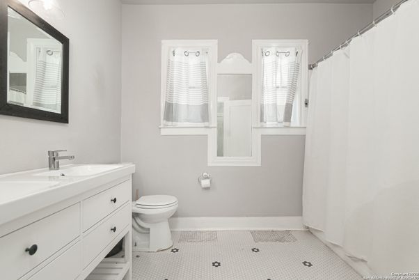 Bathroom, Interior
