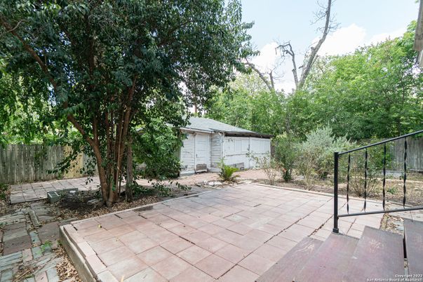 Backyard, Detached Garage, Exterior
