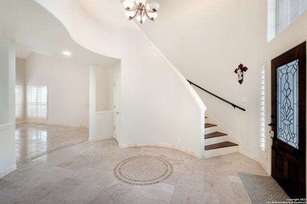 Chandelier, Interior, Recessed Lighting