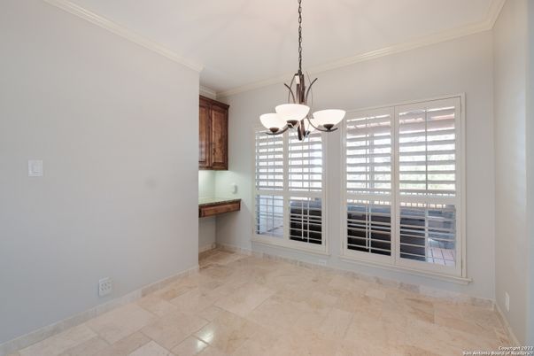Chandelier, Empty room, Interior, Pendant Lights