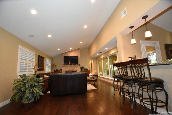 Fireplace, Interior, Living room, Pendant Lights, Recessed Lighting, Wood Texture Flooring