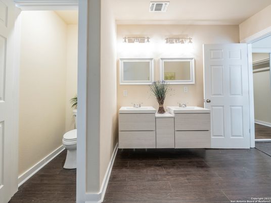 Bathroom, Dual Sink Vanities, Interior, Wood Texture Flooring