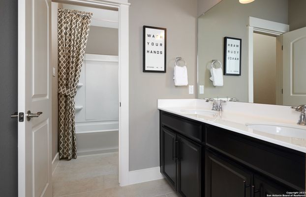 Bathroom, Dual Sink Vanities, Interior