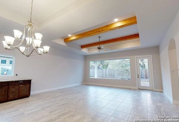 Chandelier, Empty room, Interior, Pendant Lights, Recessed Lighting