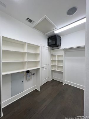 Interior, Recessed Lighting, Walk-in Closets, Wood Texture Flooring