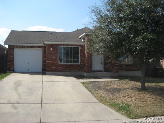 Attached, Exterior, Facade, Brick Facade, Ranch
