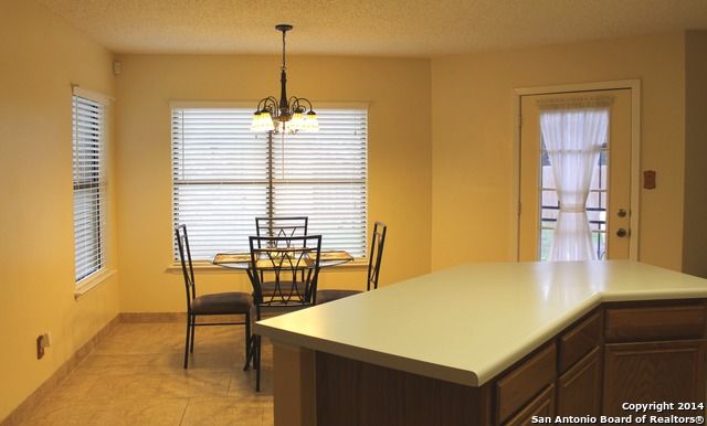 Chandelier, Dining room, Interior