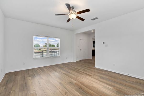Empty room, Interior, Recessed Lighting, Wood Texture Flooring