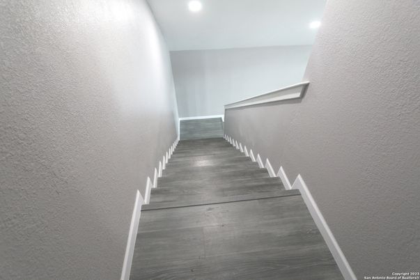 Interior, Recessed Lighting, Wood Texture Flooring