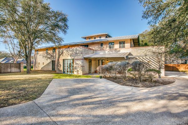 Backyard, Exterior, Facade, Mediterranean