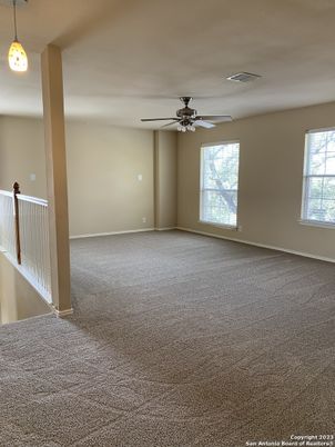 Empty room, Interior, Pendant Lights
