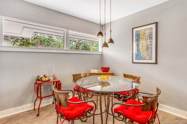Dining room, Interior, Pendant Lights