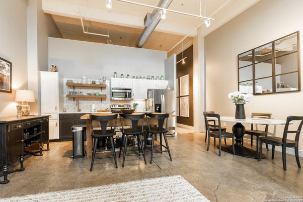 Dining room, Interior, Kitchen, Stainless Steel Appliances, Wooden Beams, Wooden Ceilings