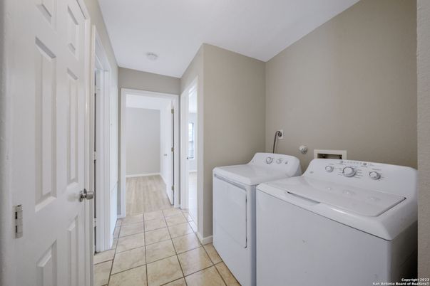 Interior, Washer