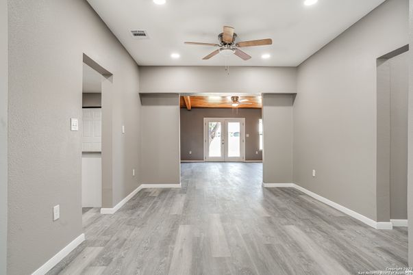 Empty room, Interior, Recessed Lighting, Wood Texture Flooring