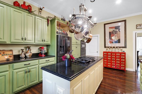 Interior, Kitchen, Pendant Lights, Recessed Lighting, Wood Texture Flooring