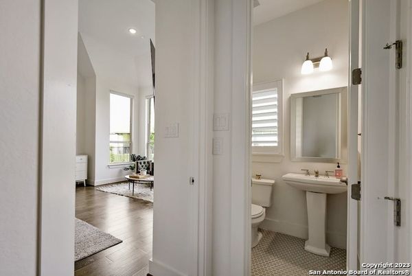 Bathroom, Interior, Recessed Lighting, Wood Texture Flooring
