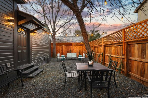 Backyard, Exterior