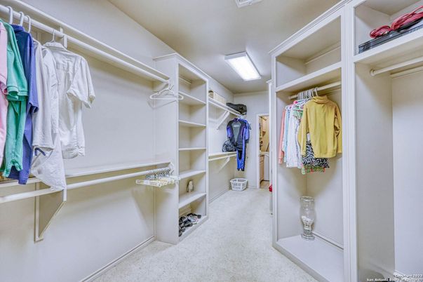 Interior, Walk-in Closets