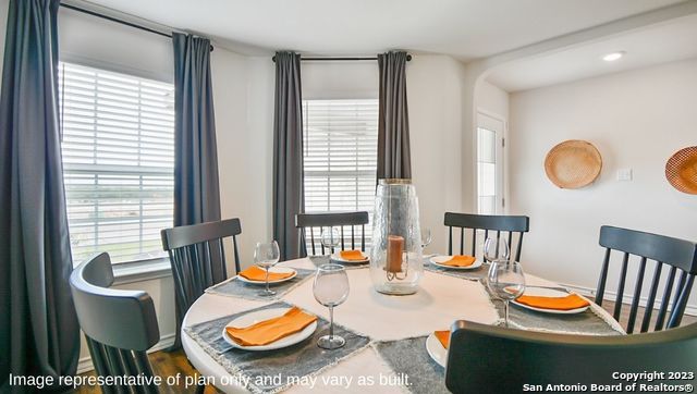 Dining room, Interior, Recessed Lighting