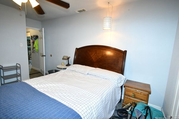 Bedroom, Interior, Pendant Lights