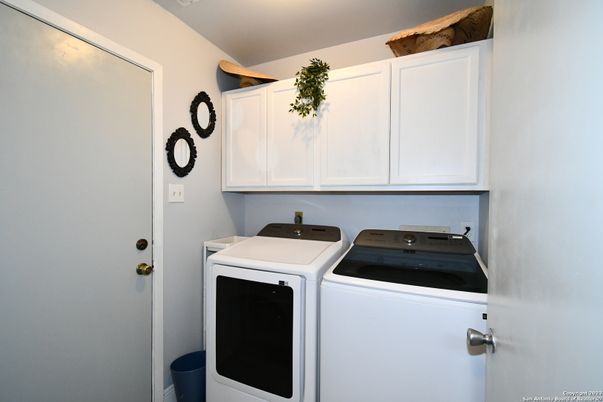 Interior, Washer