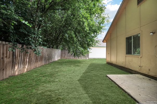 Backyard, Exterior
