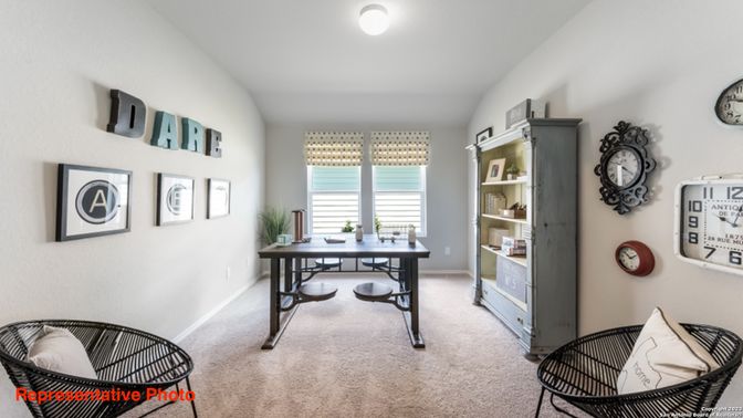Home Office, Interior