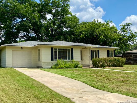 Attached, Exterior, Facade, Brick Facade, Ranch