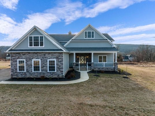 Backyard, Exterior, Facade, Farmhouse