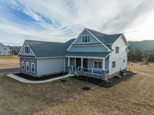 Backyard, Exterior, Facade, Farmhouse