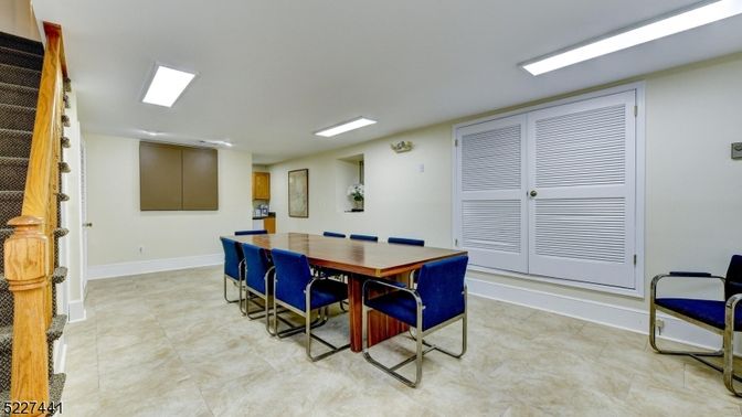 Dining room, Interior, Recessed Lighting