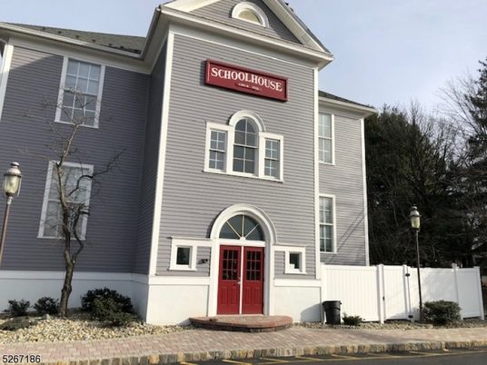 Exterior, Facade, None