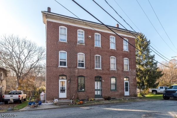 Exterior, Facade, Brick Facade, Condo Building