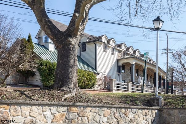 Backyard, Exterior, Facade, Queen Anne Victorian