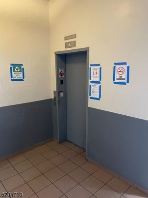 Elevator, Interior