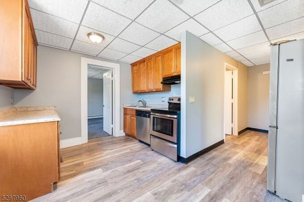 Interior, Kitchen, Stainless Steel Appliances, Wood Texture Flooring