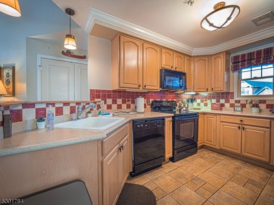 Interior, Kitchen, Pendant Lights