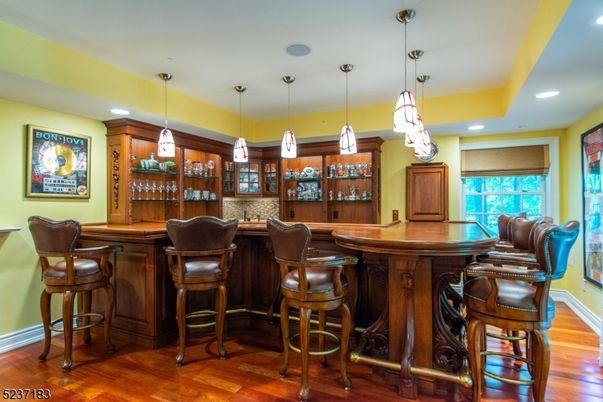 Interior, Pendant Lights, Recessed Lighting, Wood Texture Flooring