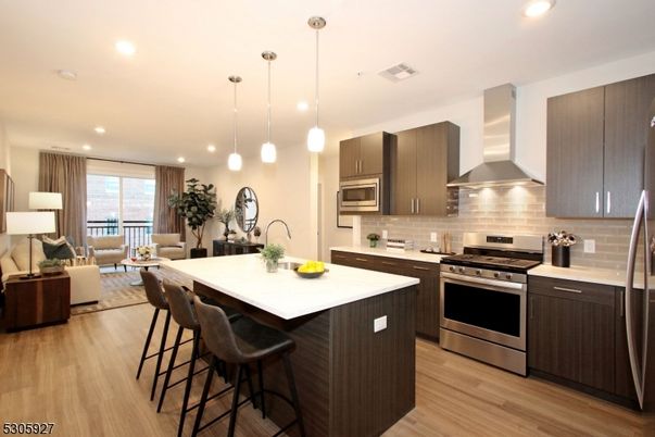 Interior, Kitchen, Living room, Pendant Lights, Recessed Lighting, Stainless Steel Appliances, Wood Texture Flooring