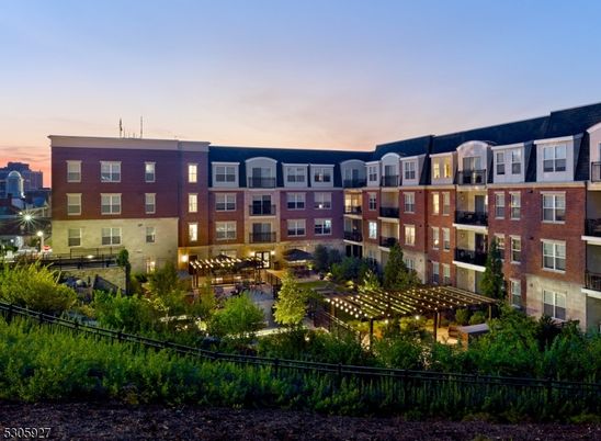 Exterior, Facade, Condo Building