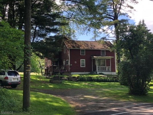 Backyard, Exterior, Facade, Brick Facade, Cape Cod