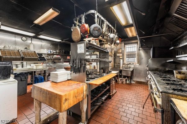 Interior, Kitchen, Stainless Steel Appliances