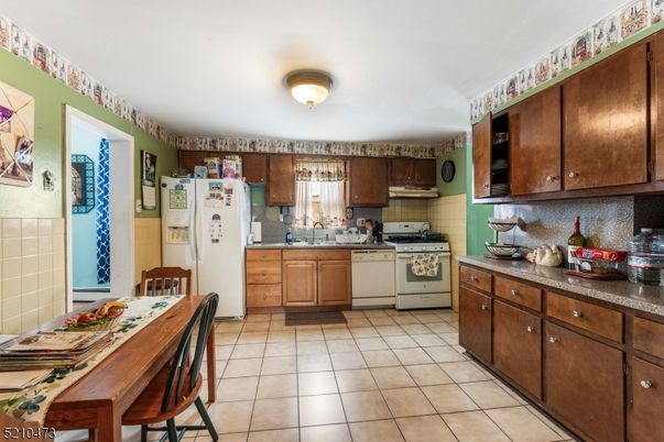 Dining room, Interior, Kitchen